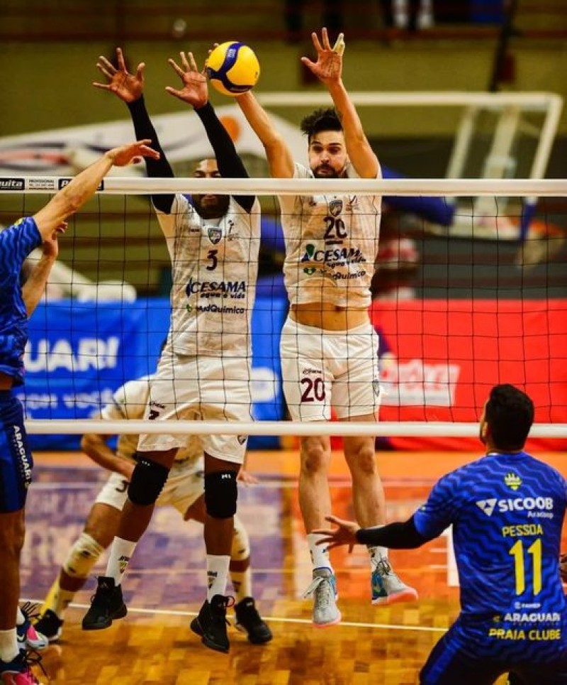 Araguari vence o Juiz de Fora pelo Campeonato Mineiro de Vôlei 2023