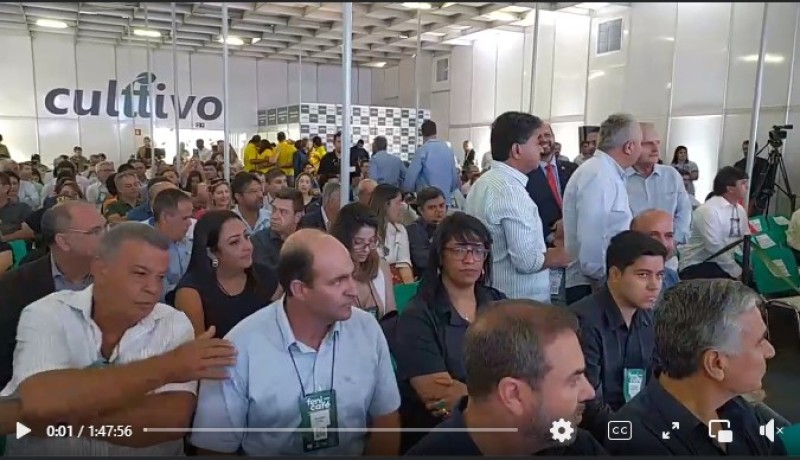 O evento reune a tradicional Fenicafé e a Exposição Agropecuária de Araguari.