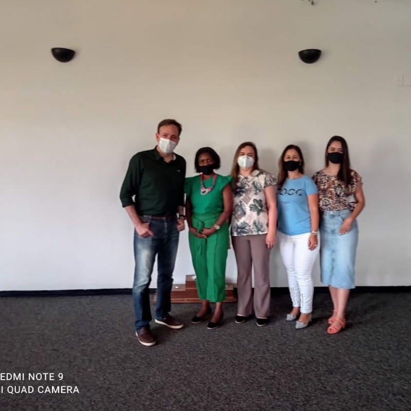 Equipe da prefeitura de Araguari participa de oficinas em Tupaciguara