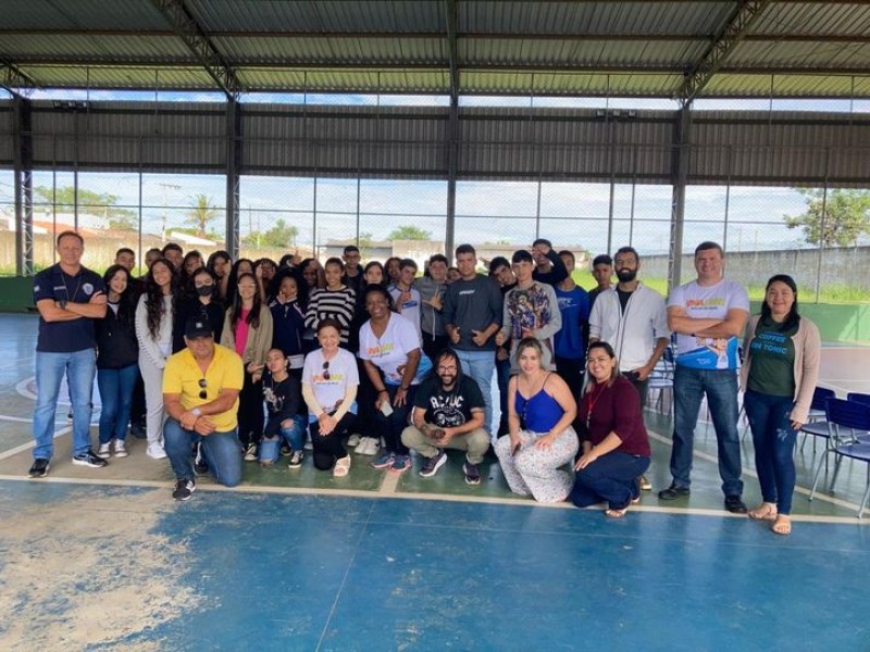 Settrans promove palestra de Educação para o Trânsito no no CEM Professor Hermenegildo Marques Veloso