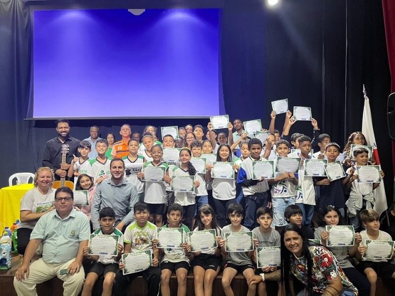 Dia de Muita Alegria - Formatura dos Agentes Ambientais Mirins!