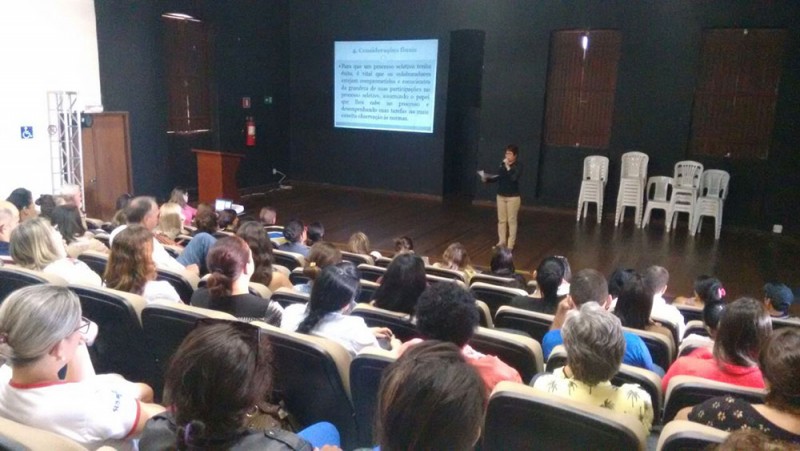 Prefeitura de Araguari capacita servidores para atuarem no Processo Seletivo