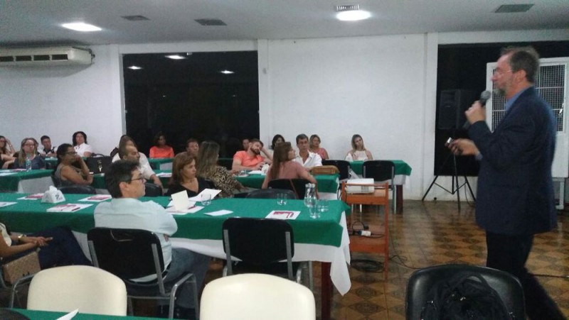 Mitos e dados da Hepatite C são apresentados à equipe da saúde da Prefeitura