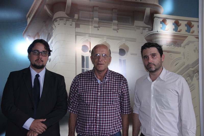 Prefeito Marcos Coelho recebe visita dos delegados regionais.