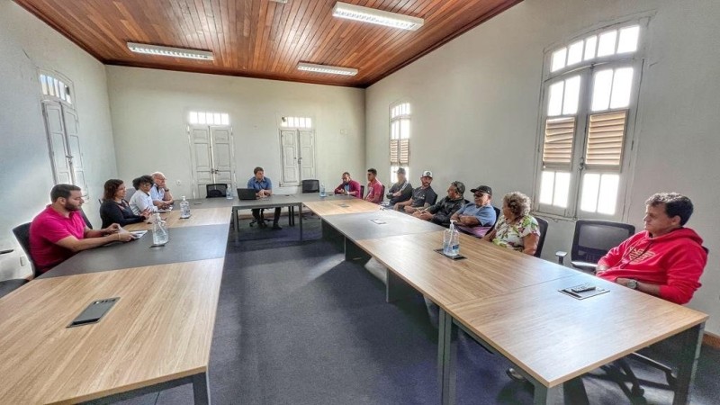 Presidentes de associações participam de reunião no Palácio dos Ferroviários