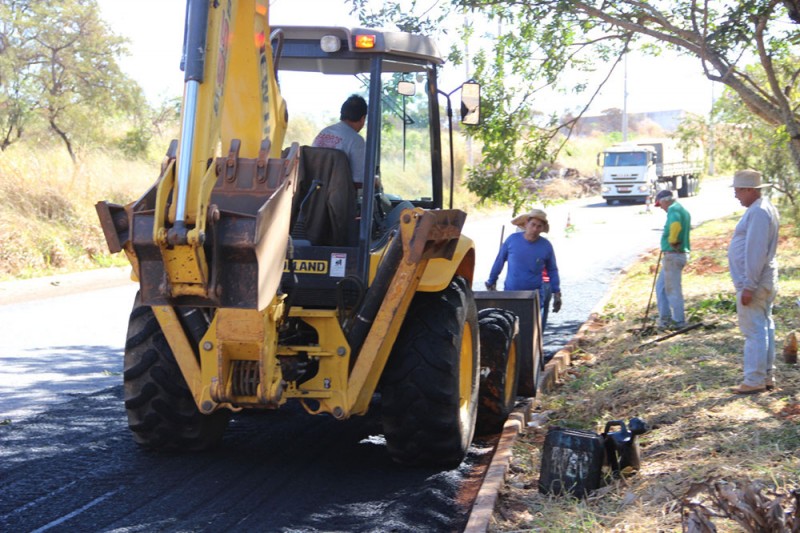 Prefeitura realiza obras de manutenção