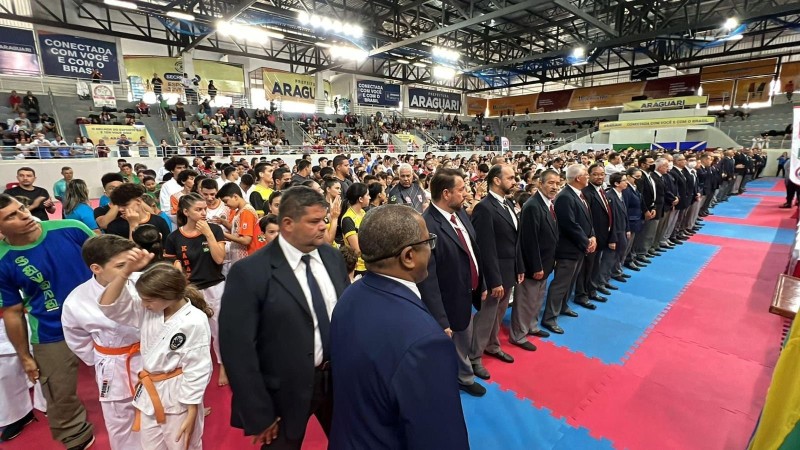 Araguari realiza Final do Campeonato de Karatê
