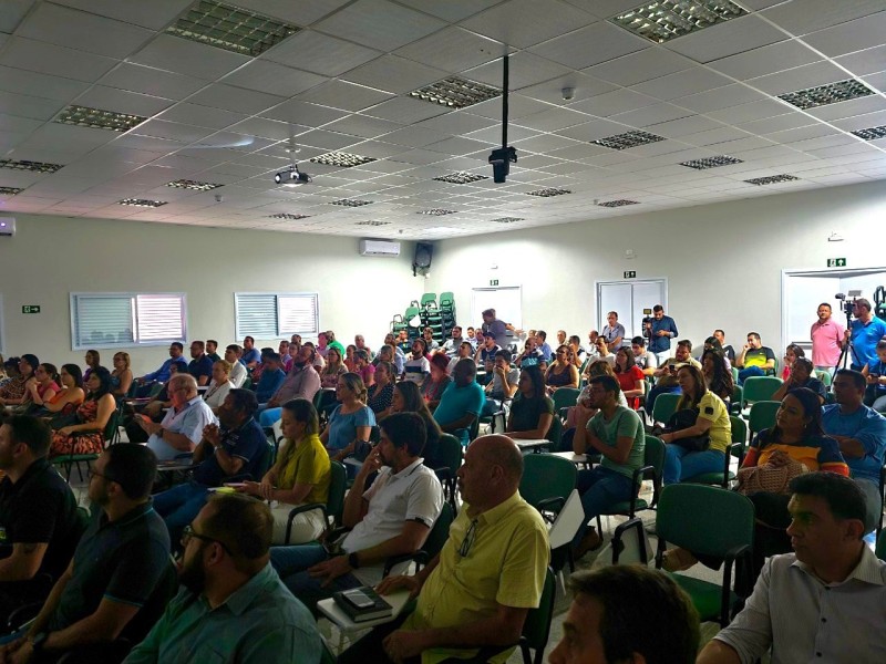 Reunião de secretariado é realizada nesta sexta-feira em Araguari