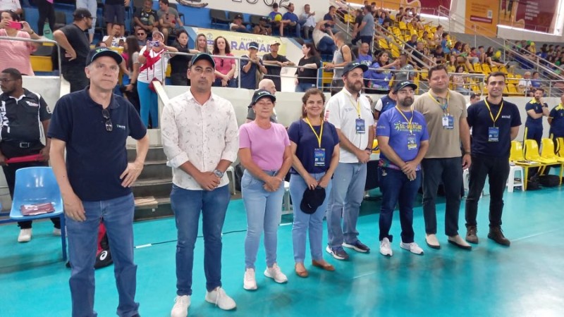 Brasil vence o Peru na Abertura do Campeonato Sul-Americano de Vôlei de Seleções Masculino Sub-17 com Ginásio lotado