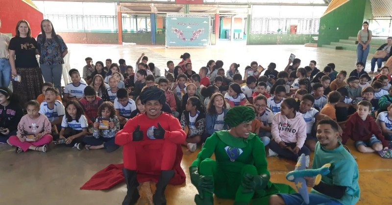 Escola Municipal CAIC Dr. Arcino Santos Laureano recebe Projeto CEMIG nas Escolas