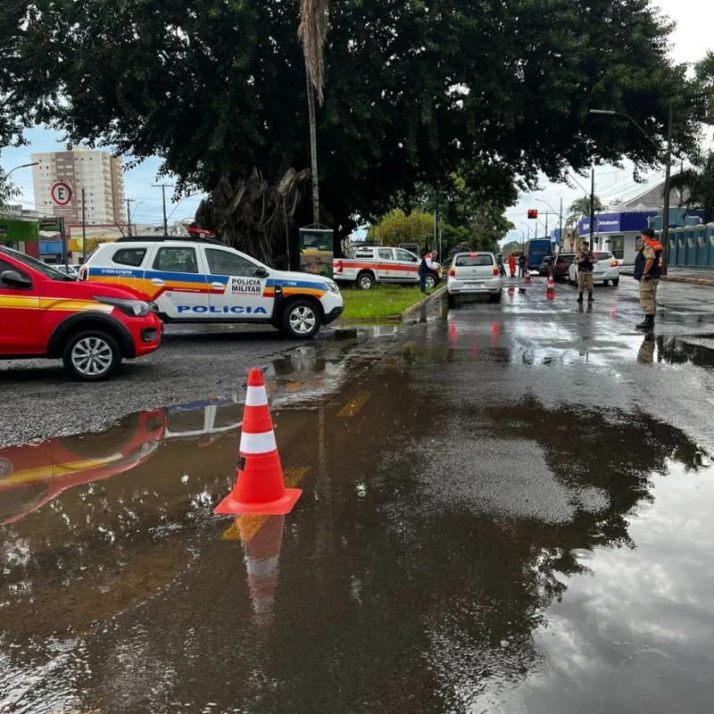Blitz Educativa orienta o cidadão sobre segurança durante o período de chuvas