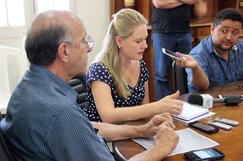 Prefeito Municipal recebe Imprensa em sua primeira Coletiva