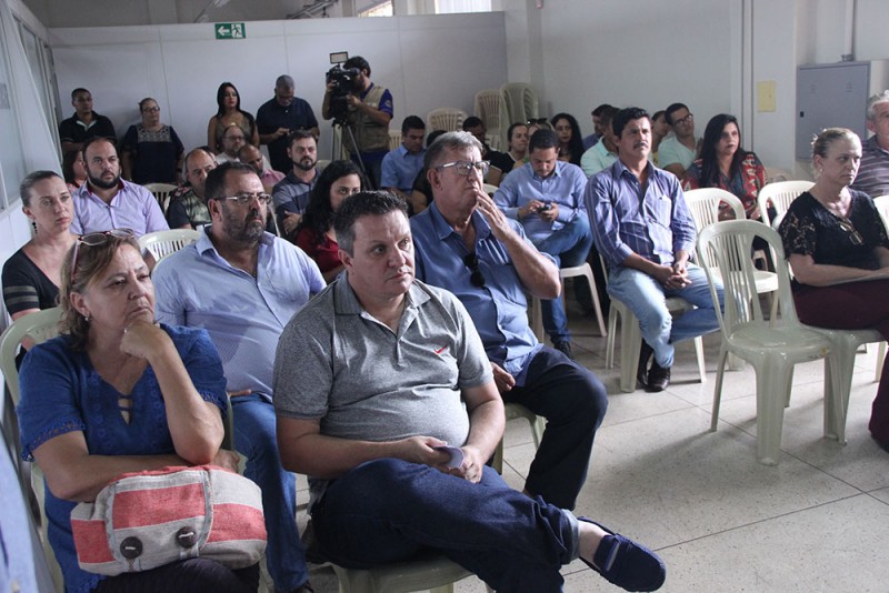 Secretaria de Educação esclarece dúvidas sobre Transporte Escolar em Coletiva de Imprensa