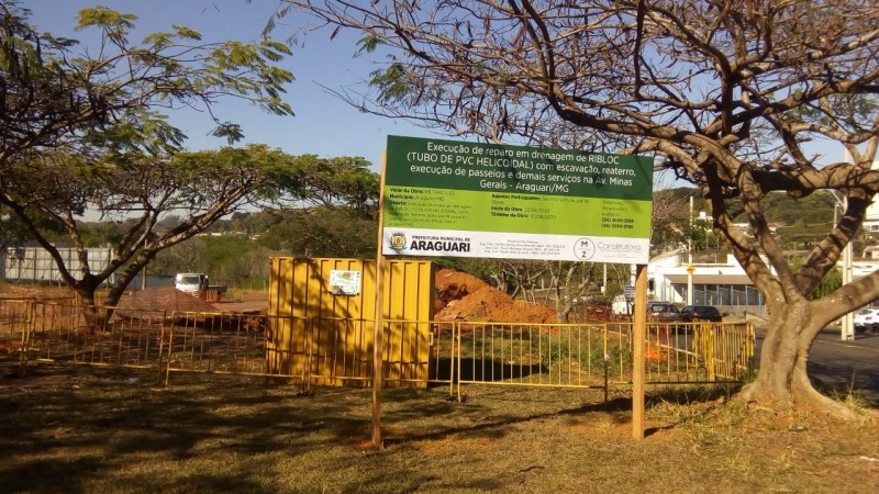 Prefeitura de Araguari acompanha as obras na avenida Minas Gerais