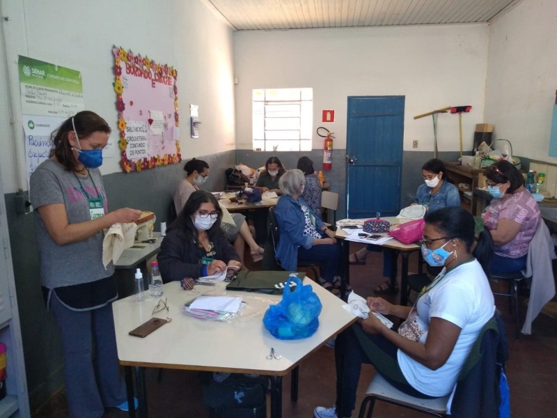 Centros de Convivência oferecem cursos e entretenimento para famílias vulneráveis