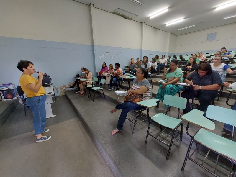 Educação de Araguari em Movimento