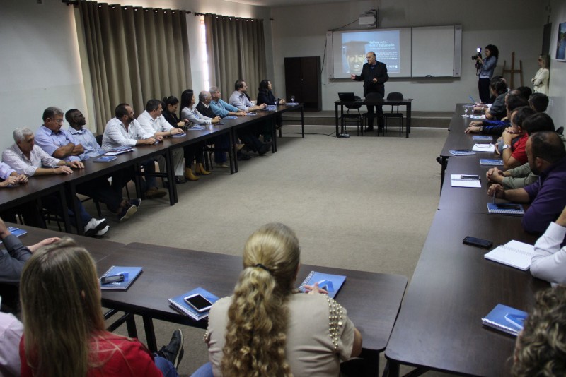 IMEPAC recebe Prefeito Municipal e Secretários o “Prosa e Café”