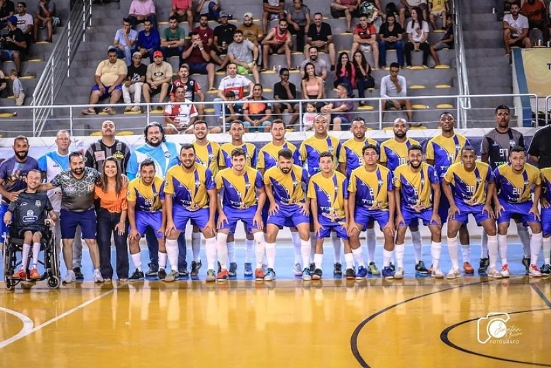 Araguari larga com vantagem na decisão da Copa Inconfidentes