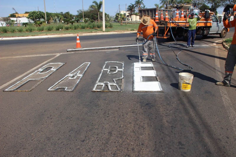 Prefeitura de Araguari inicia pintura estratigráfica no Município