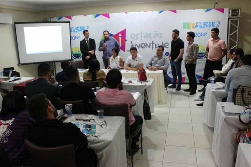 Profissionais da Secretaria de Esportes e Juventude participam de capacitação para a execução do Programa Estação Juventude 2.0