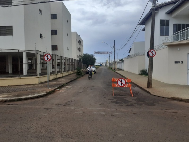 Secretaria de Trânsito muda sentido de ruas no bairro Goiás
