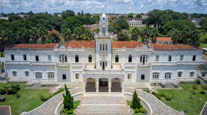 Prefeitura de Araguari decreta ponto facultativo no feriado de Carnaval