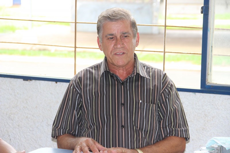 SECRETÁRIO DE AGRICULTURA FAZ VISITA A ABATEDOURO