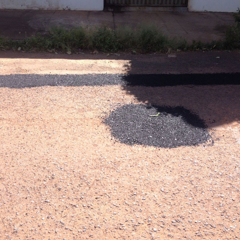 Prefeitura segue com operação tapa-buracos pelas ruas da cidade