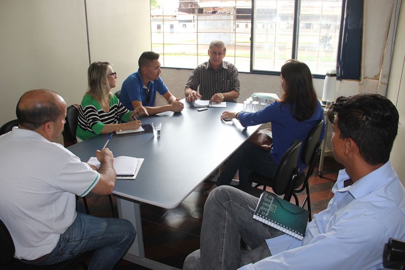 Secretário de Agricultura recebe imprensa araguarina