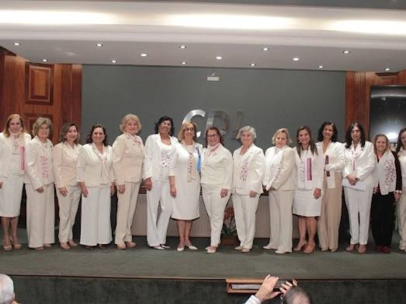 Alunos da rede municipal são premiados em concurso de redação