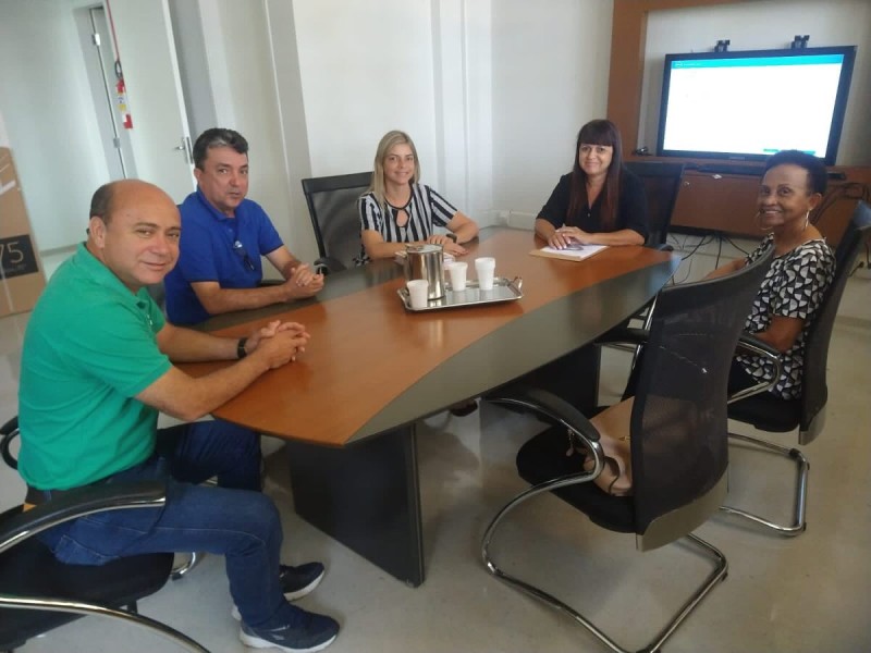 Educação de Araguari em Movimento