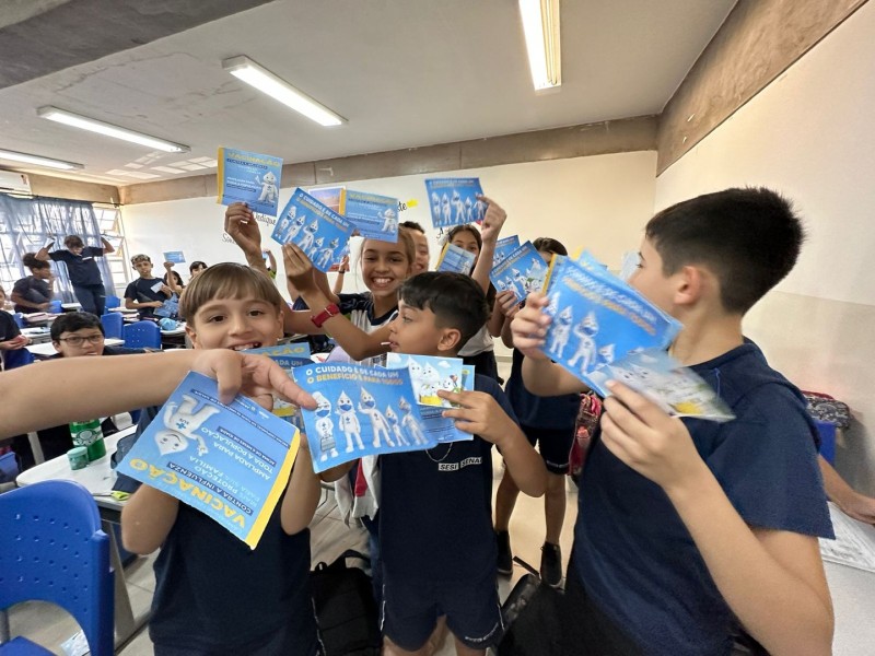 Saúde promove palestra sobre vacinação em escola