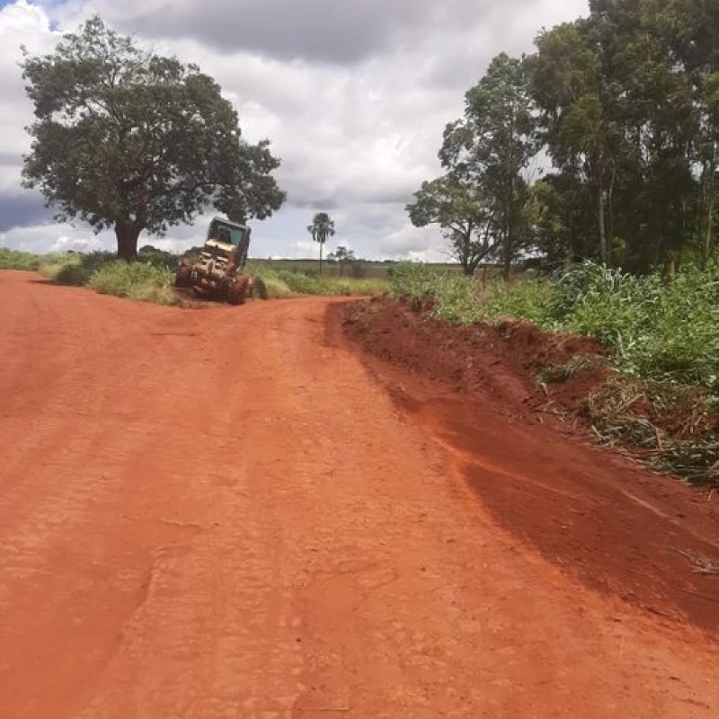 Sete regiões da zona rural recebem serviços de manutenção nesta semana