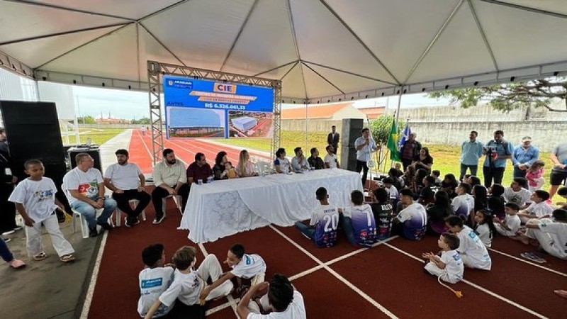 Após anos de abandono Centro de Iniciação Esportiva é inaugurado em Araguari