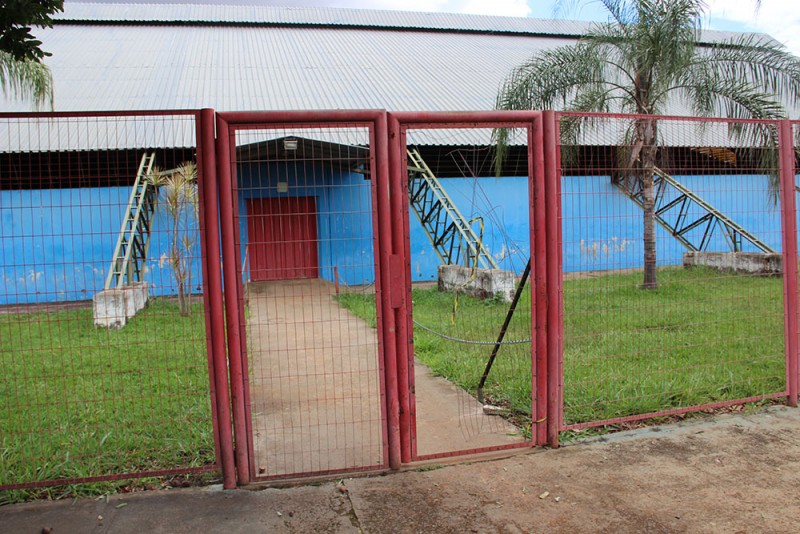 Ginásio Municipal é arrombado