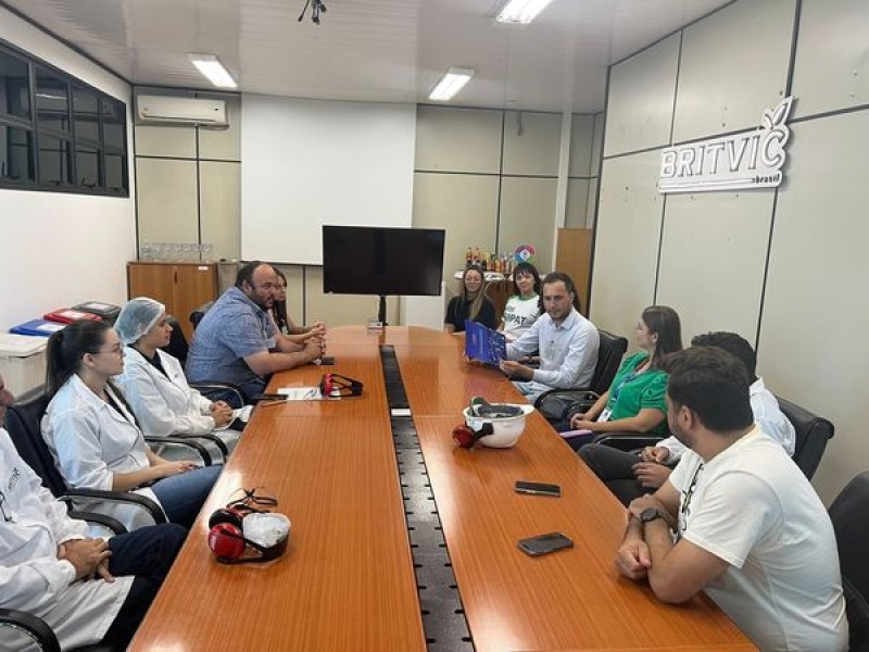 Empresa Amiga do Meio Ambiente: Primeira empresa de Araguari recebe o selo e certificado
