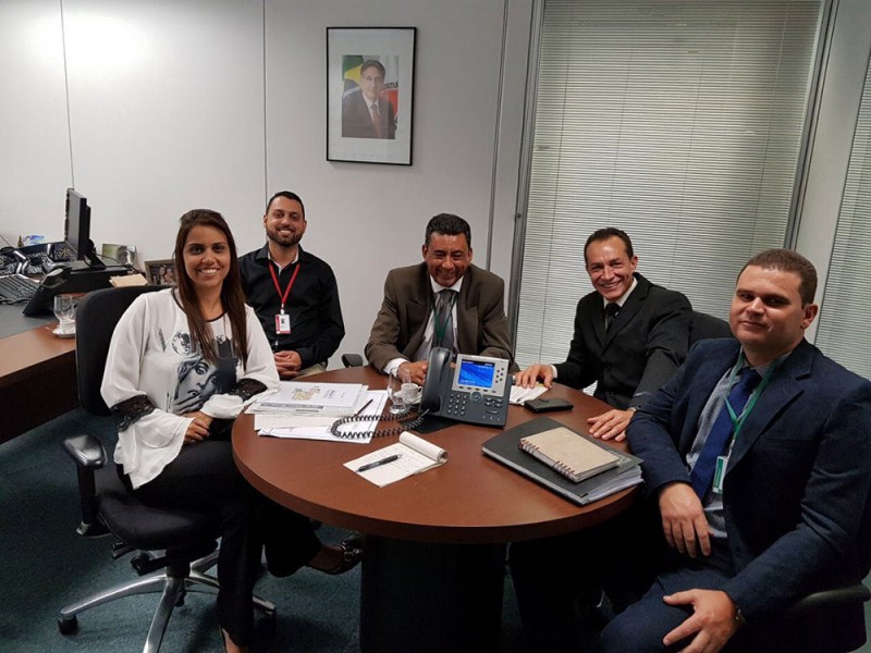 Subsecretária de Políticas sobre Drogas de Minas Gerais recebe o Secretário Municipal de Araguari