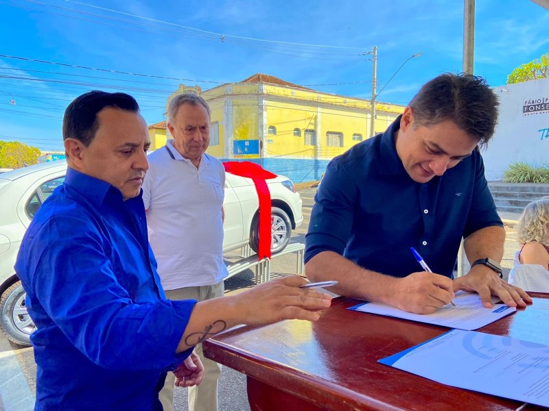 Ação Social promove evento com entrega de dois veículos para Atendimento Social