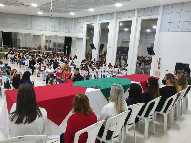 Prefeitura de Araguari realiza Cerimônia de Conclusão da Formação Continuada para professores da Rede Municipal de Ensino