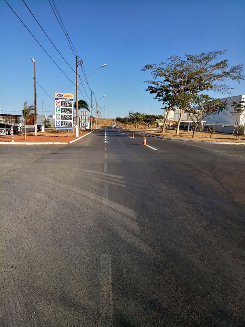 SETTRANS conclui pintura estratigráfica em três entradas da cidade