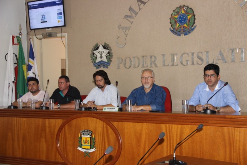 Prefeitura recebe repasse da Câmara Municipal