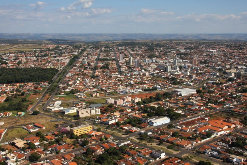  Prefeitura inicia levantamento planialtimétrico para asfalto e recapeamento em Araguari