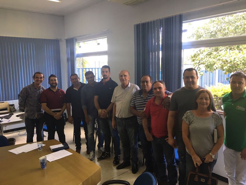 Prefeito se reúne com base aliada da Câmara de Vereadores e Secretariado