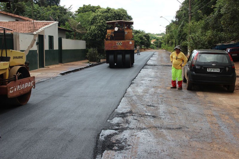 Prefeitura inicia obra de manutenção em importante via pública