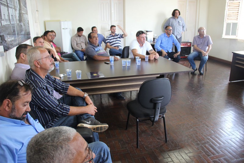 SINDICATO DOS COMERCIÁRIOS DE ARAGUARI E UBERLÂNDIA APRESENTA PROJETO DE SEDE SOCIAL