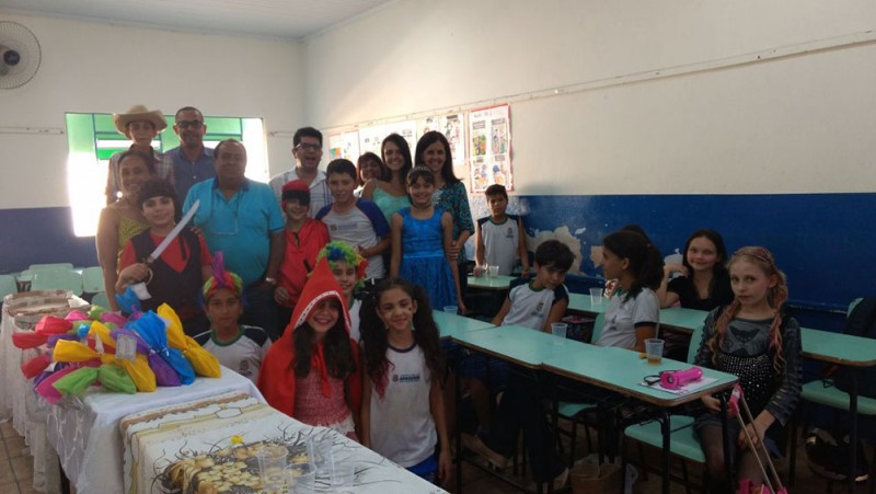 Prefeito visita CMEIs em festividades pela Semana da Criança