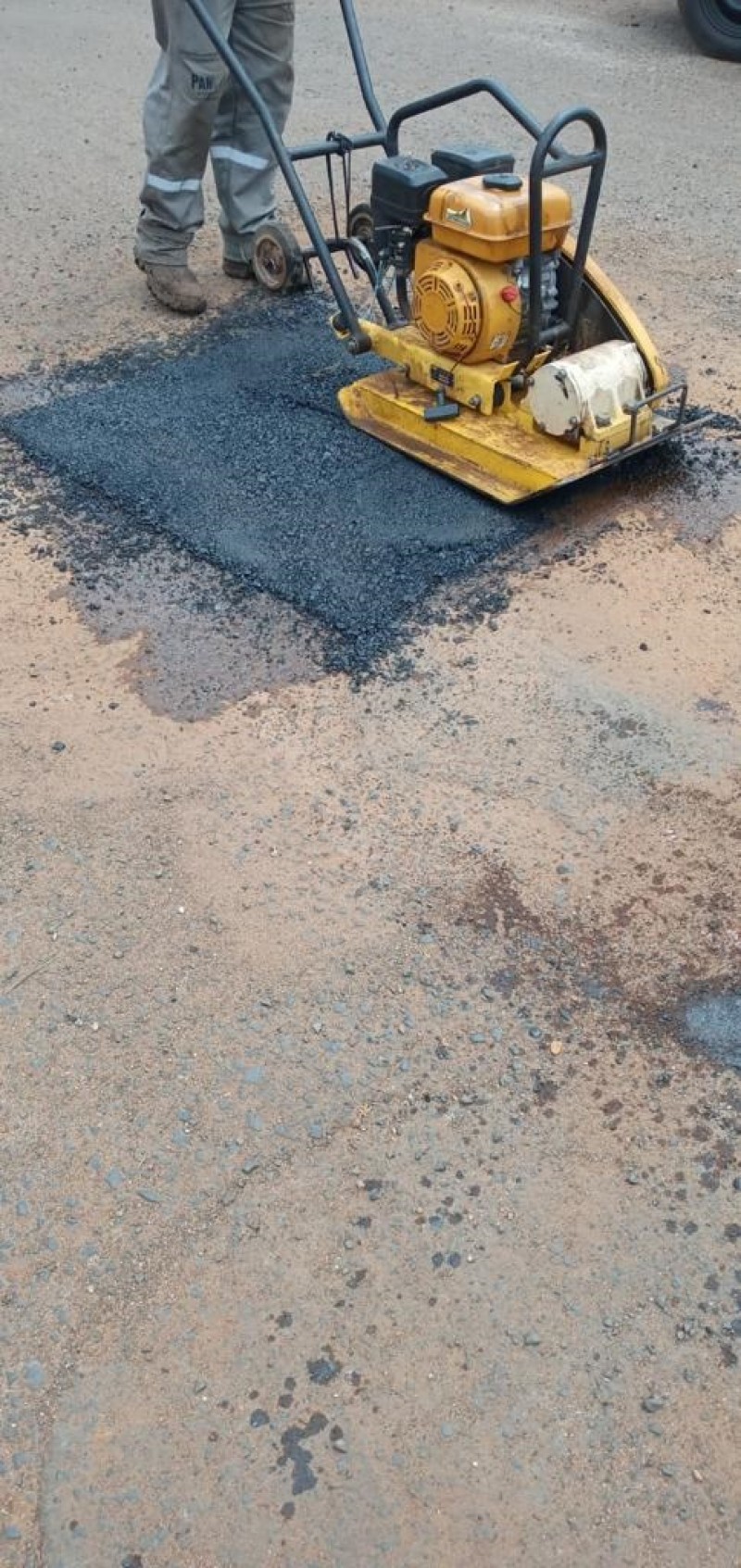 Prefeitura de Araguari informa sobre os serviços da Operação tapa-buracos