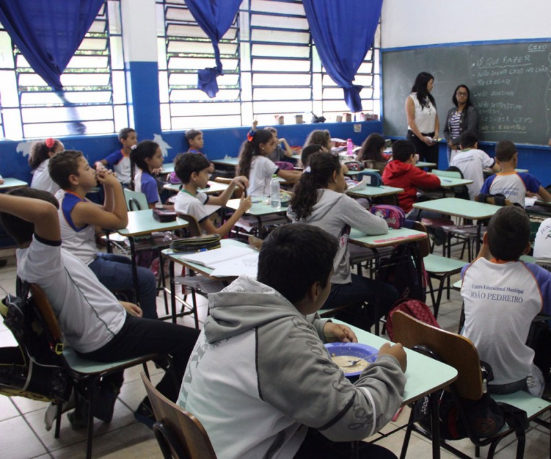 Volta às aulas da Rede Municipal de Araguari teve início dia 05.