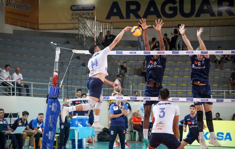Cruzeiro e Minas estão classificados para a fase semifinal do Sul-Americano de Vôlei