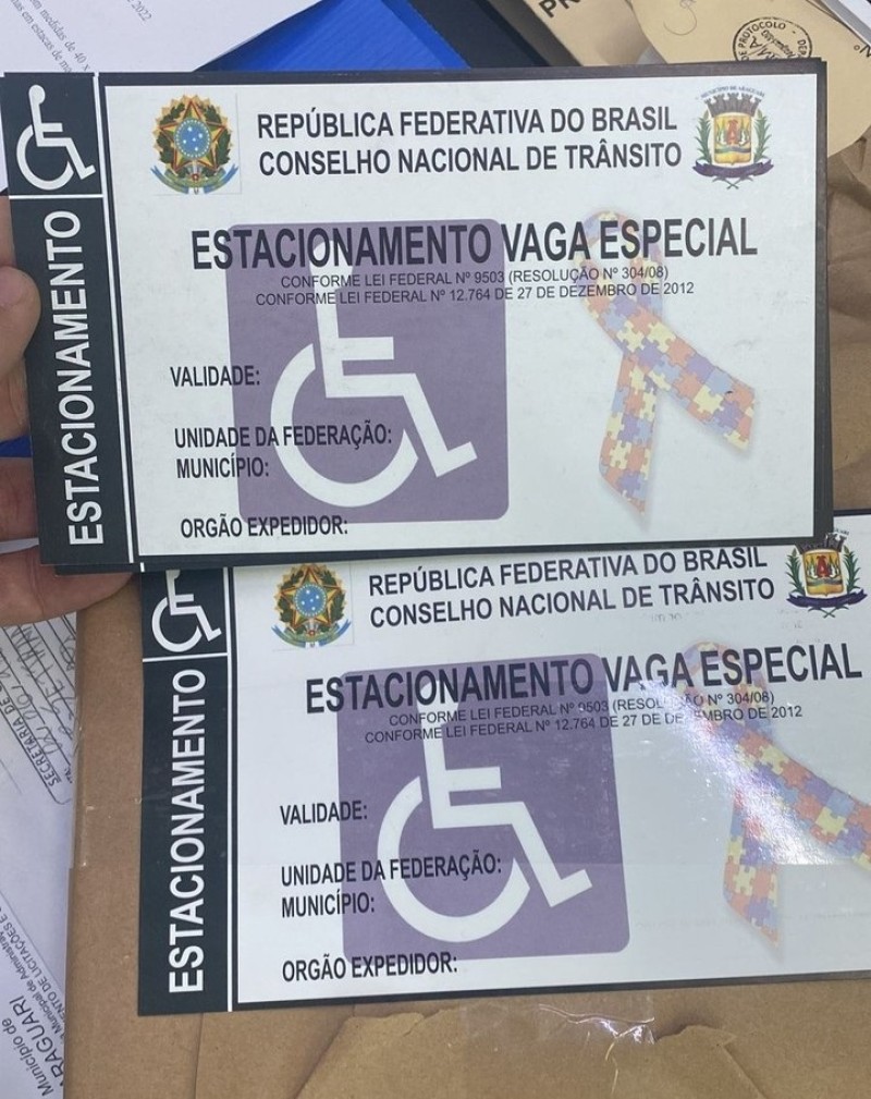 Secretaria de Trânsito disponibiliza cartão que facilita o estacionamento para pessoas com autismo